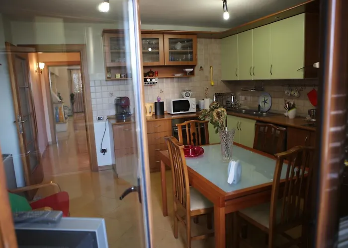 Apartman A Flower In *